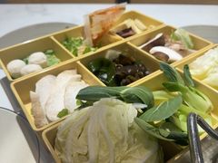 -呷哺呷哺 黄金牧场 (新中关购物中心店)