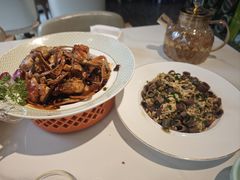 -嗨辣小聚·盘锦河蟹·海鲜烧烤龙虾(盘锦十年好店)
