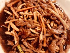 撒子牛肉丝-刘胖子家常菜·蹄花焖藕(中南店)