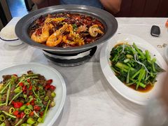 -鑫巴蜀小镇 · 水煮鱼专研店(玉桥店)