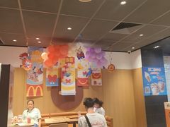 -麦当劳(十字街店)