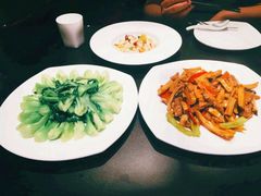 -老牌坊鲁菜名店(美莲广场店)