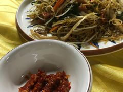 三丝炒米粉-忠记湛江烧蚝店