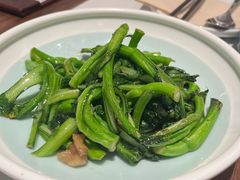 -港丽餐厅(正大店)