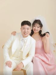 -喜爱高定婚纱摄影