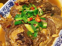 鸦片鱼头-船夫鱼锅(衢江路店)