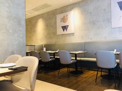 大堂-必胜客(余姚五彩城店PH店)