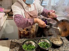 -正宗杨记普洱酸醋米线(总店)