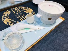 -燕庭·纯燕窝·甜品下午茶(南京西路店)
