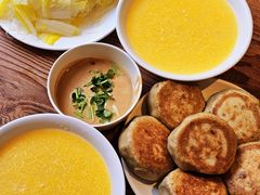 -清真吴记门钉肉饼·喜多利