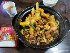 -宋氏重庆鸡公煲(红谷滩万达金街店)