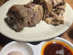 -贯贯吉·清真餐厅(浙江中路店)