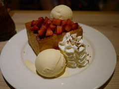 草莓冰激凌吐司-After You Dessert Cafe(Silom Complex)