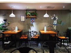 大堂-龙梅肥肠鱼(明瓦廊店)
