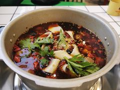 -晓彭肥肠鸡·泡椒鸡火锅(水木天地店)