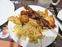 -四海一家自助餐(益田假日广场店)