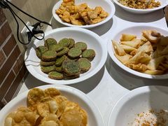 -百荷园蔬食自助餐厅(德辉广场店)