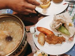 -亚马逊环球美食百汇(新城吾悦广场店)