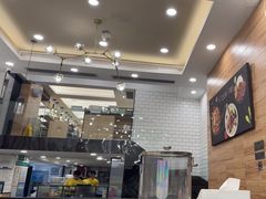 -佰搭果·广式茶餐厅(西华路店)