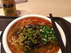-水平有限螺蛳粉(宏达大厦店)