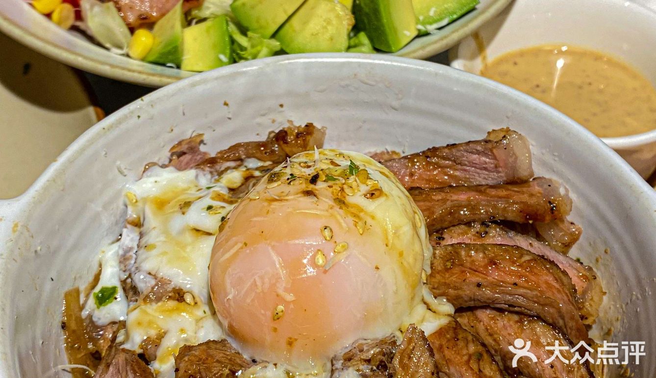 宁波新店｜坐穿2号线也要去吃的火山牛肉饭！