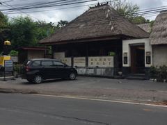 -DiAtas by Art Cafe Bumbu Bali