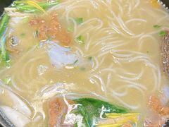 -银米·云南传统过桥米线(双廊黑金冠店)