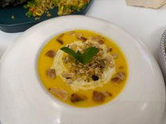 -露露家咖啡店