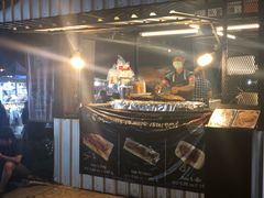 -席娜卡琳火车铁道夜市