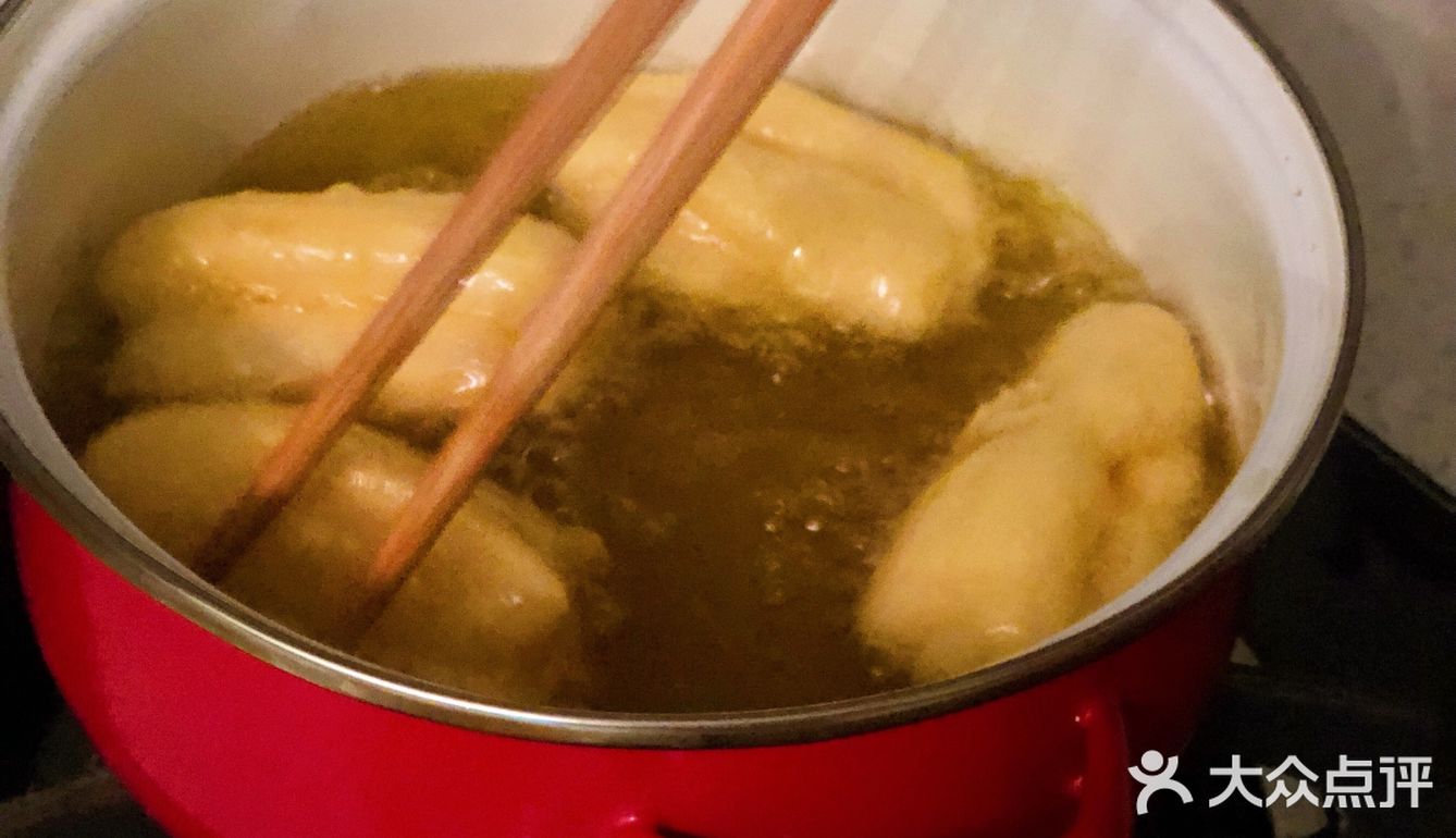 切好形状盖上保鲜膜，二次发孝10分钟就可以下锅了