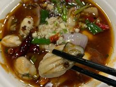 麻辣生蚝-大富蚝乌东哥饭店·石锅鱼杂·柠檬鸭(革新路店)