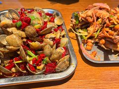 -喝丢一只鞋海鲜烧烤(市场店)
