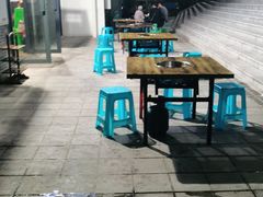 -虎贲三拖八老火锅(洋人街店)