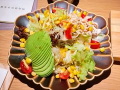 鸡肉牛油果沙拉-鳥焱商店(王府大街店)