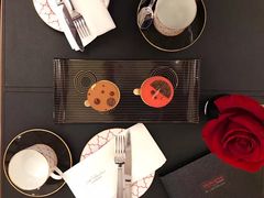 -Salon de The de Joel Robuchon(外滩18号店)