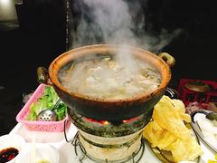 -威邵鸡煲(西华路总店)