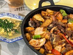 -老钟家烤羊排·敦伊阁清真餐厅胡羊焖饼