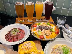 -J's Cafe Lab