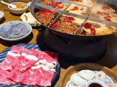 -白乐天毛肚火锅馆(南滨路店)