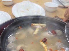 -濠轩阁特色生蚝火锅(水湾路店)