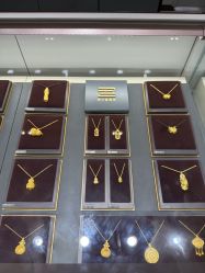 -周大福CHOW TAI FOOK(浦东八佰伴店)