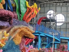 -四季贵州·山地温泉水世界