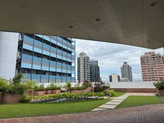 -香港大学