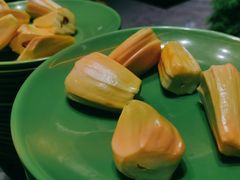 -新艺自助美食城(中山路店)