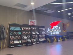 -英派斯健身旗舰店(海信国际中心馆)