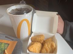 -麦当劳(欢乐谷店)
