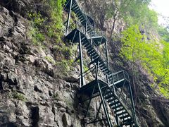 -华蓥山天意谷景区