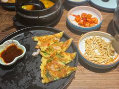 -明洞阿姨·韩式酱蟹烤肉·创意料理(三元桥店)