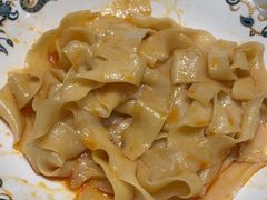 -沙枣树辣子鸡•新疆家常菜(喀什西路店)