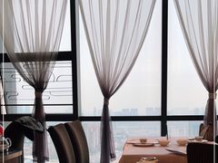 靠窗位-汤臣·空中餐厅·严选粤菜(石湾世博广场店)
